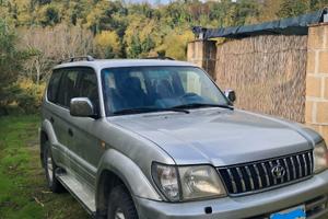 Toyota land cruiser kzj95l  anno 2000
