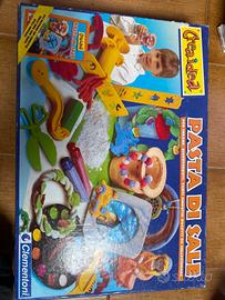 Attrezzatura per pasta di sale gioco