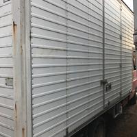 Cassone in alluminio con imperiale per Iveco Daily
