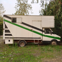 Pezzi di ricambio o camion intero