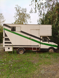 Pezzi di ricambio o camion intero