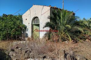 Case rurale, Partinico.