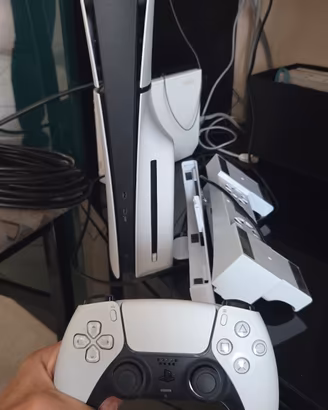 ps5 slim disco 1tb garanzia 1 anno  firmware 13.60