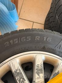 4 gomme invernali