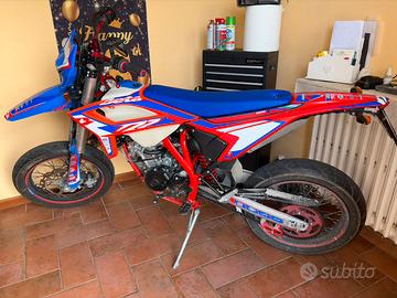 Beta Motard 125 RR Special Edition 4T