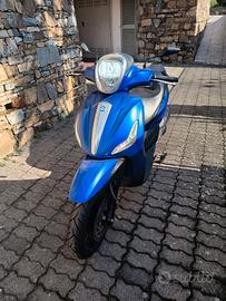 Piaggio Beverly 300