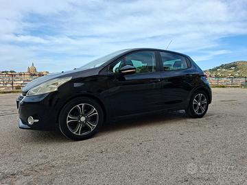 PEUGEOT 208 1.4 HDI 68 CV