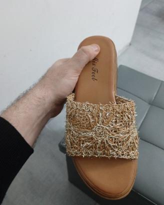 sandalo con zeppa modello ciabattina n 39