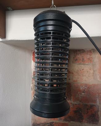 lampada anti zanzare