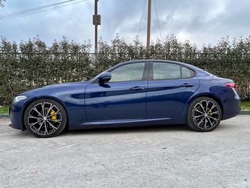 ALFA ROMEO Giulia (2016) - 2017