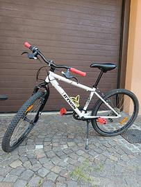 Bicicletta Mountain bike con cambi per bambini