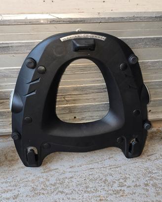 Piastra Givi M5