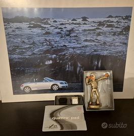 Audi - Collezione di gadget vari