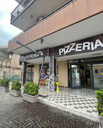 Attivita' pizzeria - zona nazionale - curti