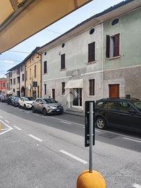 NEGOZIO A DELLO