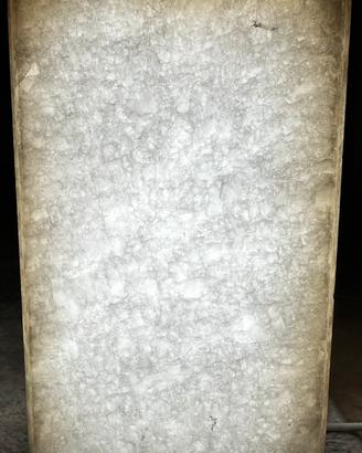Lampada in marmo