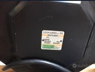 faro DESISTI 5000W; Solaris 2kW, modello 1850