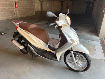 Piaggio Medley 125