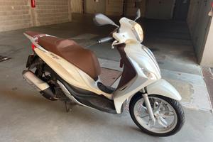 Piaggio Medley 125