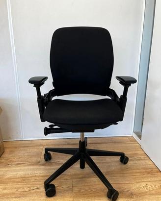 Steelcase Leap V2 completa ricondizionata