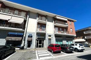 TRILOCALE IN PICCOLA PALAZZINA!