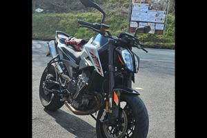 ktm duke 790 2023