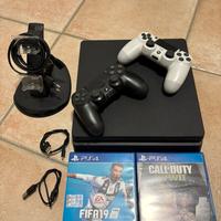 Playstation 4 + 2 controller