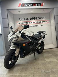 Yamaha YZF-R1 - 2002