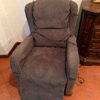 Poltrona elettrica sollevabile estensibile nuova