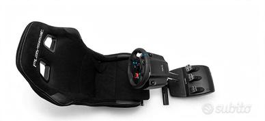 Postazione di guida Playseat Evolution completa