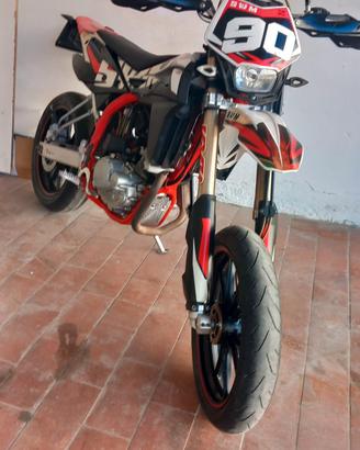 SWM SM125R Motard 4T del 2017