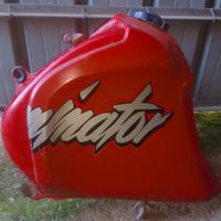 Serbatoio rosso originale Honda Dominator NX650