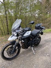 Triumph Tiger 800