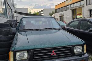 Mitsubishi L200 4WD Pickup – Robusto e Funzionante
