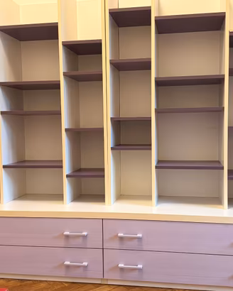 Libreria da cameretta o da sala