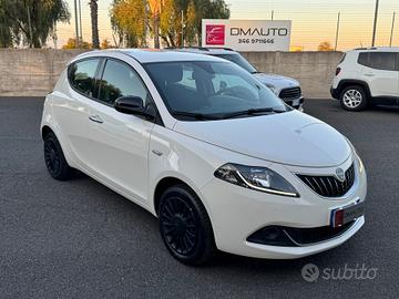 Lancia Ypsilon 1.0 FireFly 5 porte S&S Hybrid Ecoc