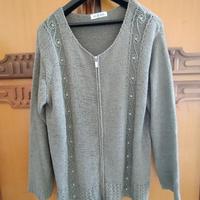 maglione verde con cerniera