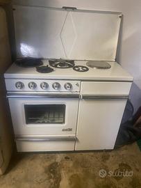 Cucina a gas vintage anni 60