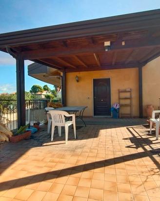 Appartavilla anno 2010 con terrazzo e garage 50 mq