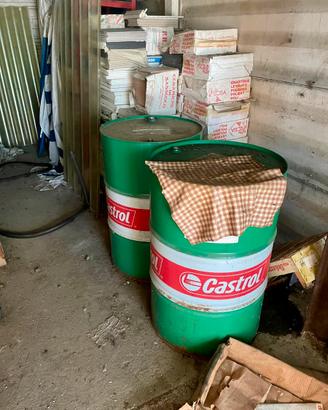 Bidoni olio Castrol