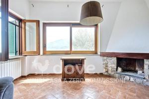 Villa di 160 m² con 5 locali a Vico Equense