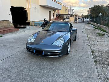 Porsche 911 Carrera 4 Cabrio