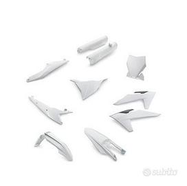 KIT COMPONENTI IN PLASTICA BIANCO