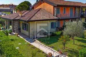 Villa a schiera - Moniga del Garda