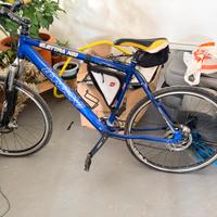 Bicicletta in alluminio