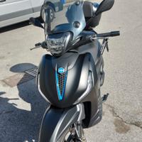 Piaggio Beverly 400