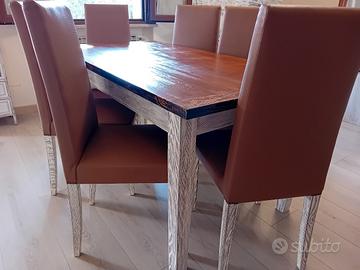 TAVOLO IN LEGNO + 6 SEDIE
