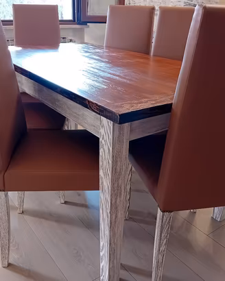 TAVOLO IN LEGNO + 6 SEDIE