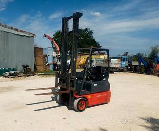 Muletto Linde E14 Elettrico