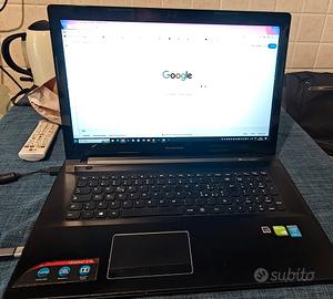 Lenovo 70 17,3" pollici 